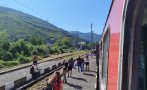 Свалиха пътниците от бързия влак София – Бургас