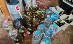 НАЗДРАВЕ: Иззеха почти 500 кила ракия без акциз в Лом