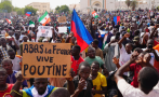 В Нигер взеха френския посланик за заложник