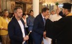Свещеник черкува Делян Добрев и кмета на Хасково (СНИМКИ)