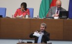 Страшен скандал в парламента: Тошко Йорданов скъса споразумението с енергетиците на трибуната: Какво сте приели, като и 