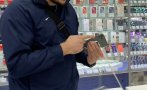 Чевръст апаш задигна телефон за близо 4 хил. лева от магазин в Плевен