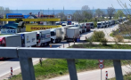 Изключително интензивен трафик на ГКПП „Дунав мост“ при Русе