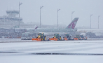 Отмениха около 130 полета на летището в Мюнхен заради обилeн сняг
