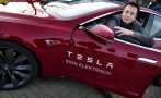 тесла изтегли млн автомобила сащ заради дефект