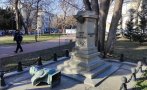 ОТ ПОСЛЕДНИТЕ МИНУТИ: Заловиха вандала, поругал паметника на граф Игнатиев във Варна