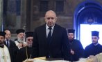 Политиците се поклониха пред тленните останки на патриарх Неофит - президентът Радев поднесе бели рози (СНИМКИ)