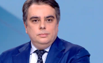 Асен Василев брани арестуваната шефка на Митниците
