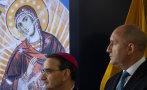 Румен Радев подари на папа Франциск икона на Светите братя Кирил и Методий