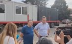 Дарение от мобилни къщи за самотноживеещи мъж и възрастна жена от Делян Пеевски в село Воден бе доставено още днес (СНИМКИ/ВИДЕО)