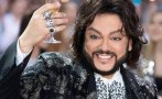 Филип Киркоров легна под ножа на скандален хирург (Снимка) Филип Киркоров легна под ножа на скандален хирург (Снимка)