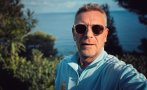 пик ретро юлиан вергов подкара женски скутер папарашки снимки