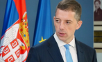 нападнаха министъра външните работи сърбия дъщери