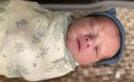 бебе роди замразен години ембрион
