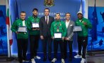 Министър Пешев награди Рами Киуан и Радослав Росенов за успехите на Световното първенство по бокс