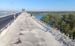 Дунав мост при Русе: Премахват стария тротоарен блок в 320-метров участък