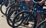 Френската полиция разби мрежа за кражба на велосипеди, издърпвали ги с въдици и куки