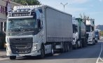 кулата блокада заради гръцки фермери опашката камиони мина