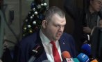 ПЪРВО В ПИК TV! Пеевски: Подкрепяме бюджета! Няма да позволя на ППДБ да обиждат моите избиратели, довчера ми седяха в скута и ми подгъзуваха (ВИДЕО)