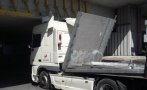 камион изтряска мост подбалканския път снимка