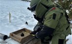 военни сапьори унищожиха корозирала ръчна граната