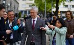 специална почит щофьорът асен василев вози благо коцев старта парламента снимки