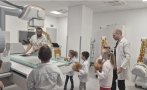 детската болница бургас деца лекуваха плюшени пациенти