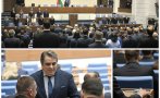 изборите опозицията напълно парламента пиари бодигардове партийни отломки