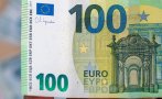 мъж купи кобила 1100 сувенирни банкноти