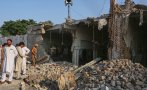 души загинаха самоубийствен атентат пакистан