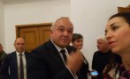 екшън пик демерджиев изниза гузен парламента подпукаха въпроси връзките илиян пимка видео