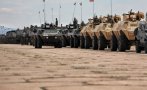военнослужещи техника придвижват пътищата октомври