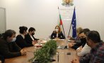 Марияна Николова се срещна с представители на туроператорите - от бранша благодариха на премиера Борисов