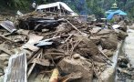Най-малко 11 жертви при свлачища в Индонезия