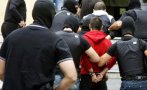В Гърция задържаха трафиканти и 14 нелегални мигранти