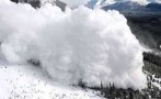 10 скиори затрупани от лавина в Австрия