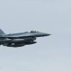 F16