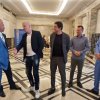 ИЗНЕНАДВАЩО! Наско Сираков и Даниел Боримиров в парламента - ето кои депутати ги посрещнаха и защо (ВИДЕО)