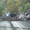 пуснаха движение едната лента свлачището асеновград