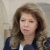 президентът илияна йотова изпрати последния път писателя димитър шумналиев снимки