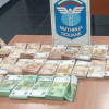 хиляди евро долари скрити обувки багаж откриха капитан андреево