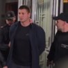 ИЗВЪНРЕДНО В ПИК! Изведоха с белезници служителя на НСО, нападнал Соня Колтуклиева (ВИДЕО)